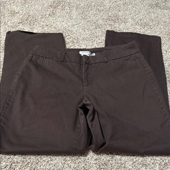 NWOT Dockers Brown Chinos Classic Style - Picture 1 of 5
